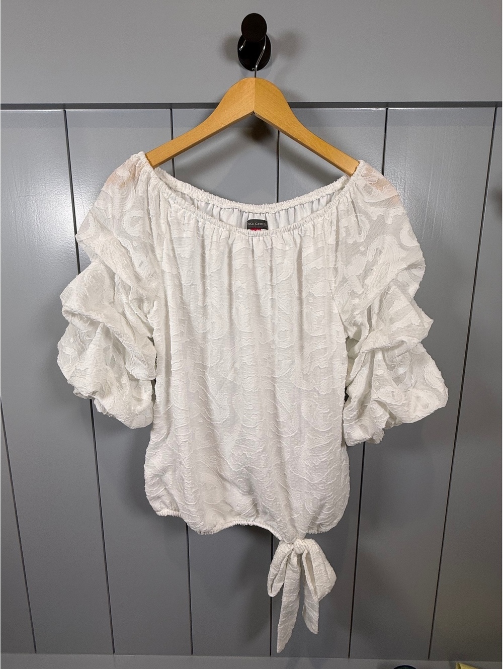 Vince Camuto White Romantic Off-Shoulder Blouse Boho chic Euro summer Size M